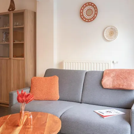 Bright, Calm & Stylish With Balcony Ostende