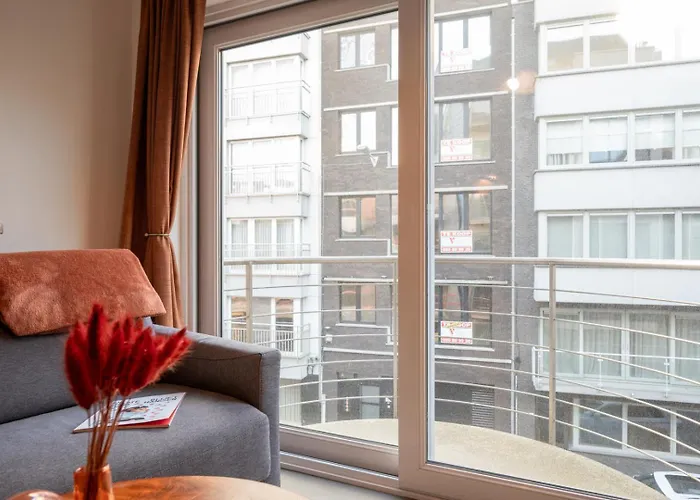 Appartement Bright, Calm & Stylish With Balcony Oostende