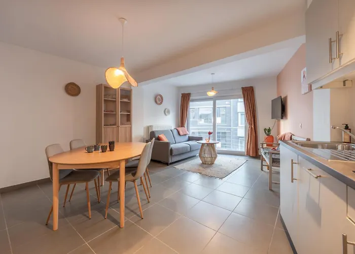 Bright, Calm & Stylish With Balcony * Ostend