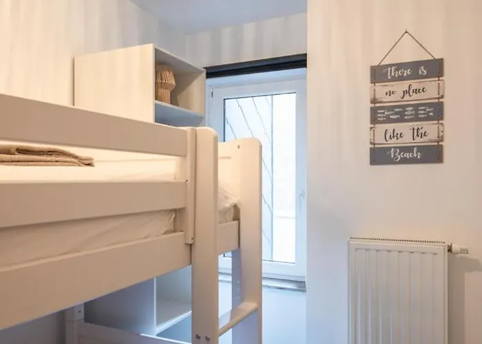 Bright, Calm & Stylish With Balcony Apartment